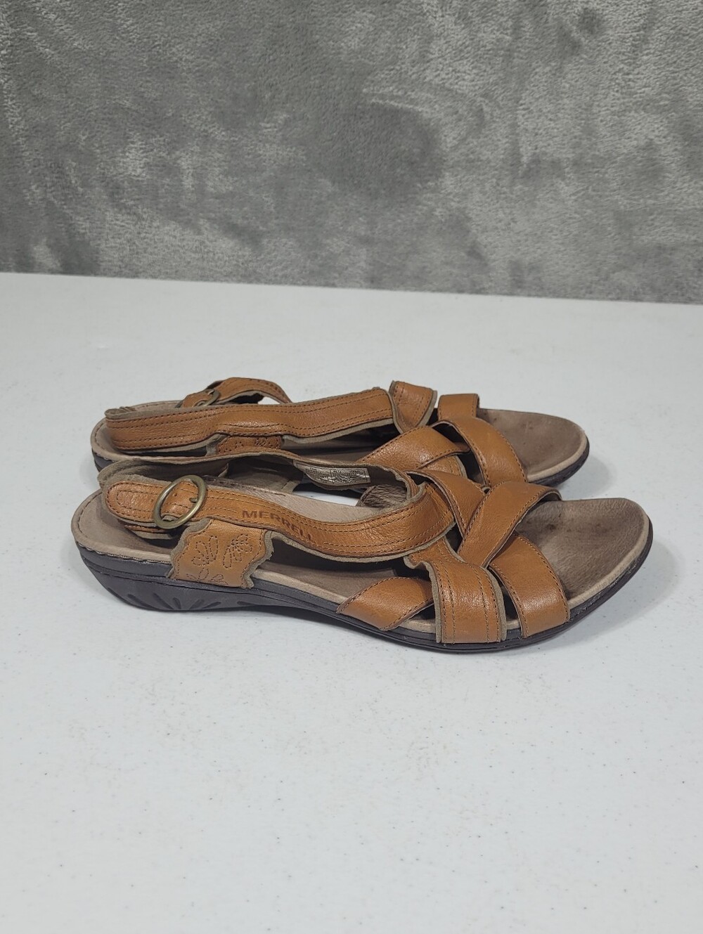 Merrell Strappy Leather Sandals Womens Size 9 Brown Tan Buckle - Picture 2 of 9